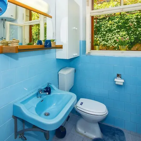 Hébergement de vacances Two-bedroom Holiday In Sumartin